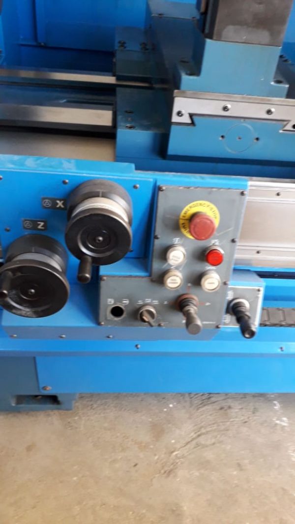 Torno CNC ROMI MULTIPLIC 35D