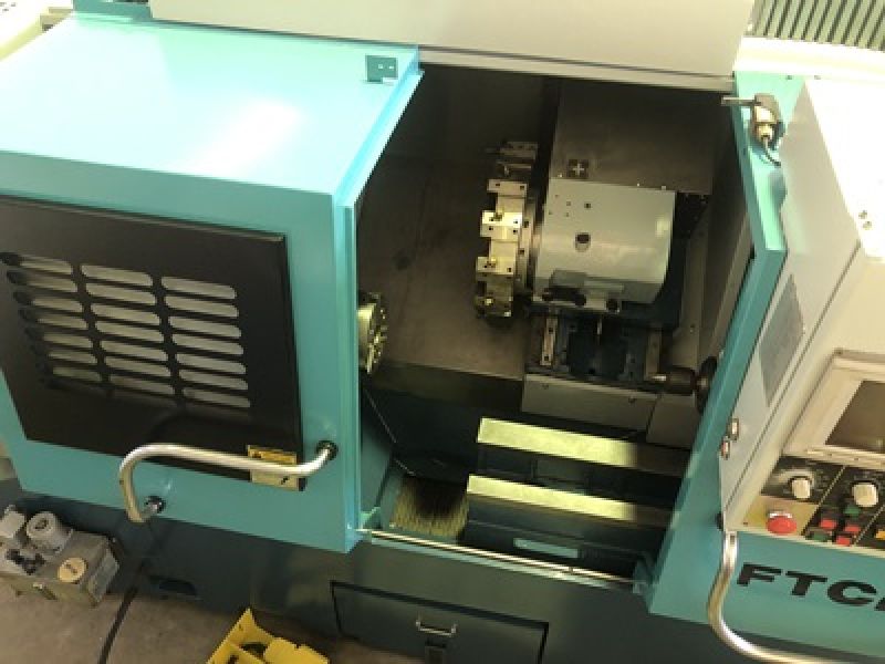 Torno CNC FEELER FTC-280