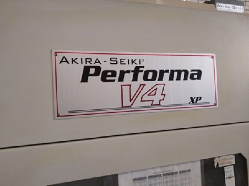 Centro de Usinagem Vertical AKIRA-SEIKI PERFORMA V4-XP
