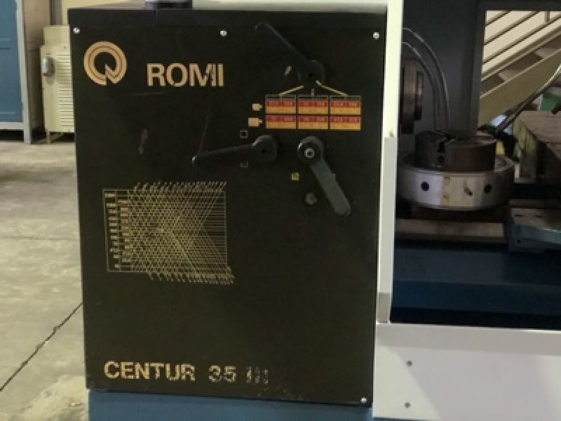 Torno CNC ROMI CENTUR 35III