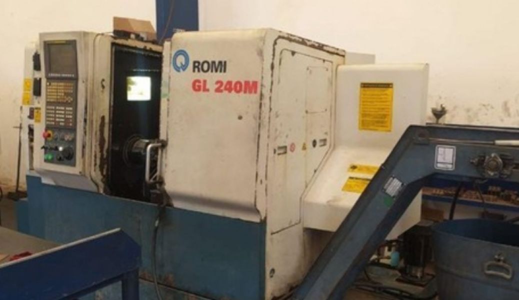 Torno CNC ROMI GL240M