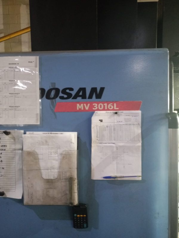 Centro de Usinagem Vertical DOOSAN MV3016L