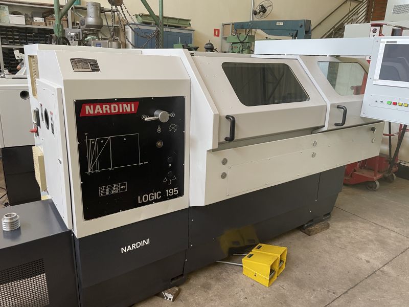 Torno CNC NARDINI LOGIC 195