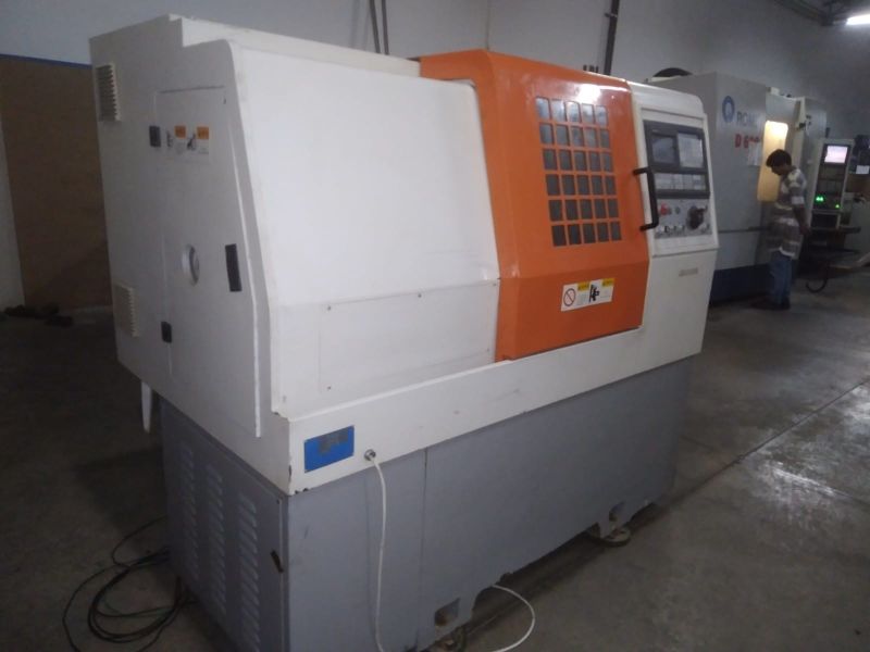 Torno CNC HEADMAN CK6130