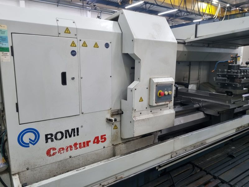 Torno CNC ROMI CENTUR 45D