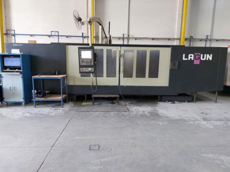 Fresadora banco fixo CNC LAGUN FBF-2600