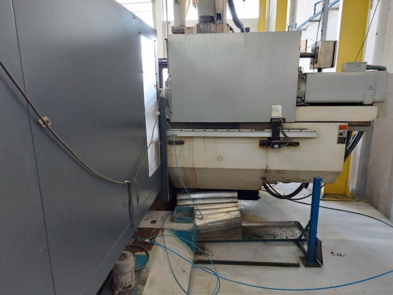 Fresadora banco fixo CNC LAGUN FBF-2600