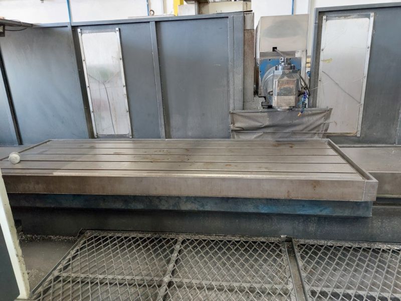 Fresadora banco fixo CNC LAGUN FBF-2600