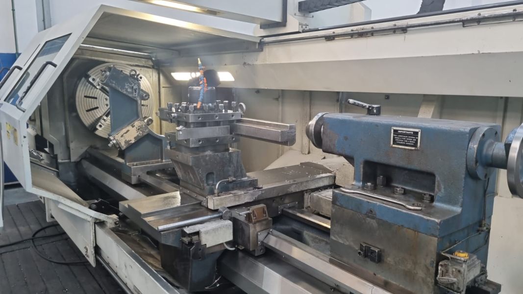 Torno CNC ROMI CENTUR 50