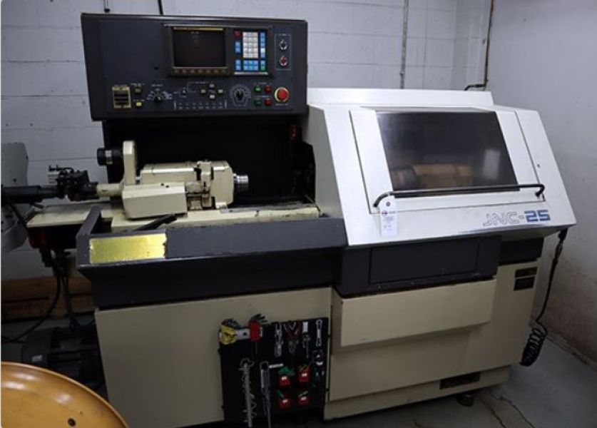 Torno CNC STAR JNC-25 (Tipo Suíço)