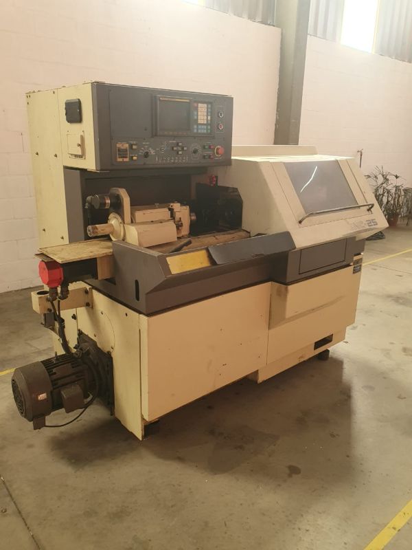 Torno CNC STAR JNC-25 (Tipo Suíço)