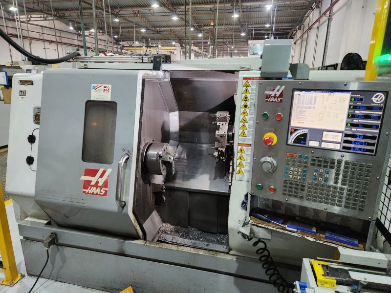 Torno CNC HAAS SL20TB