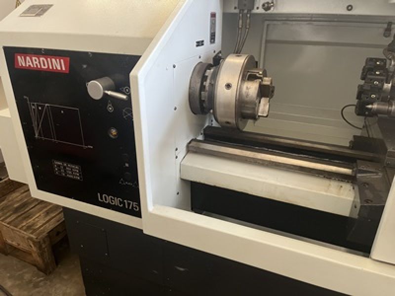 Torno CNC NARDINI LOGIC 175