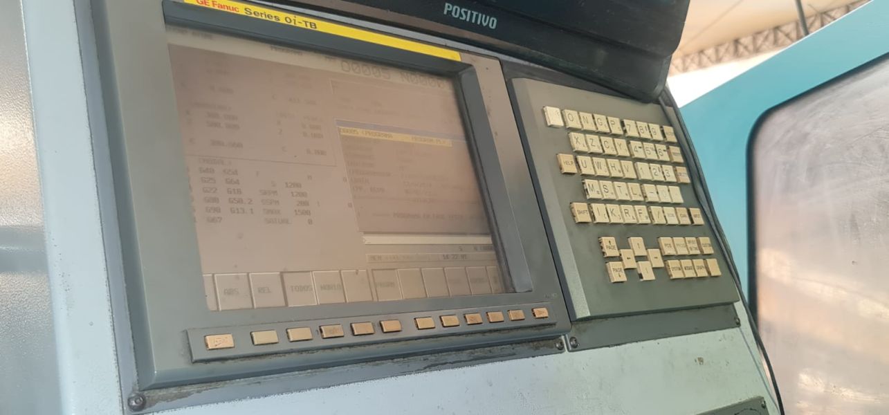 Torno CNC INDEX MC400