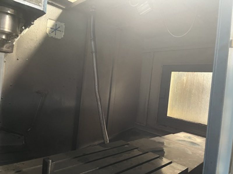 Centro de Usinagem Vertical VEKER MVK1700C