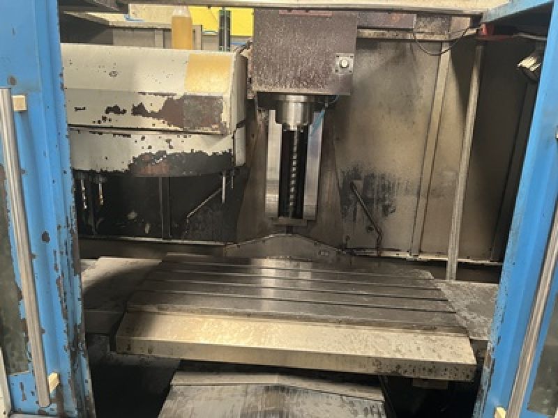 Centro de Usinagem Vertical VEKER MVK1000C