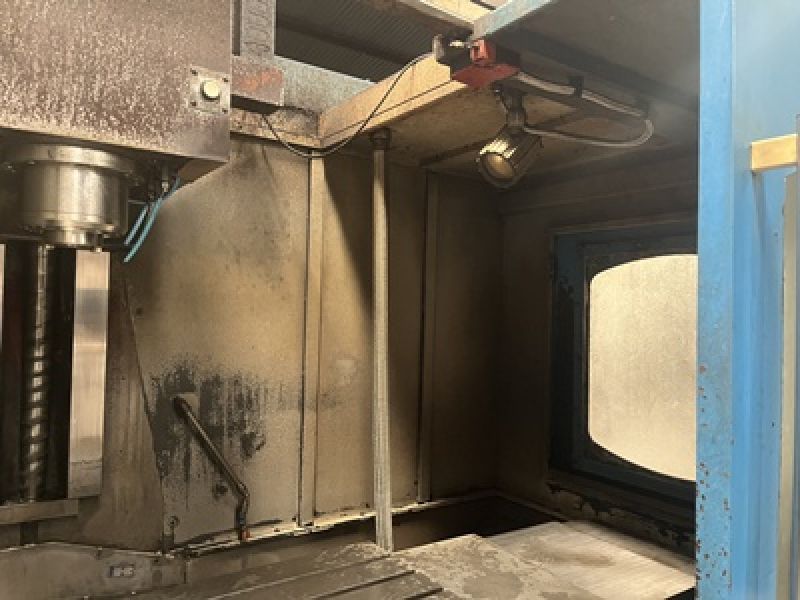 Centro de Usinagem Vertical VEKER MVK1000C