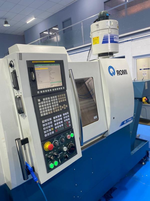 Torno CNC ROMI GL170G