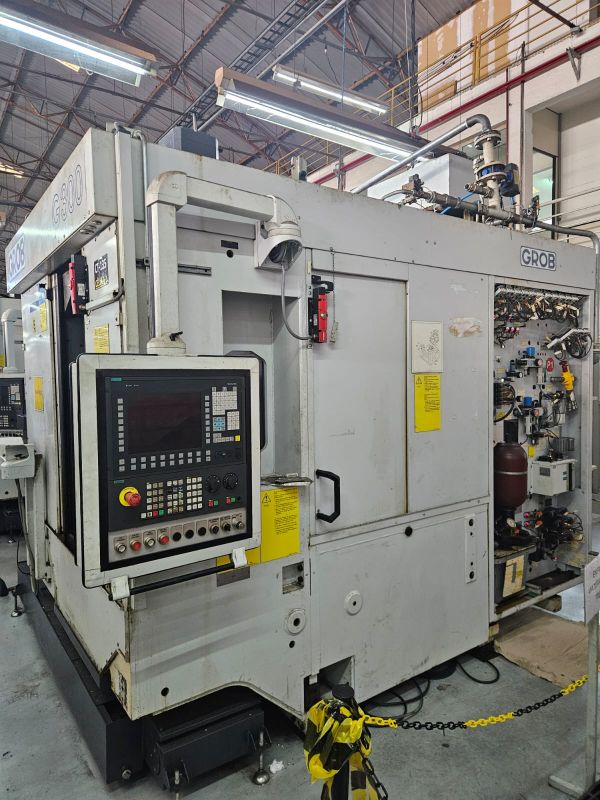 Centro de Usinagem Horizontal GROB G300 – 5 Eixos