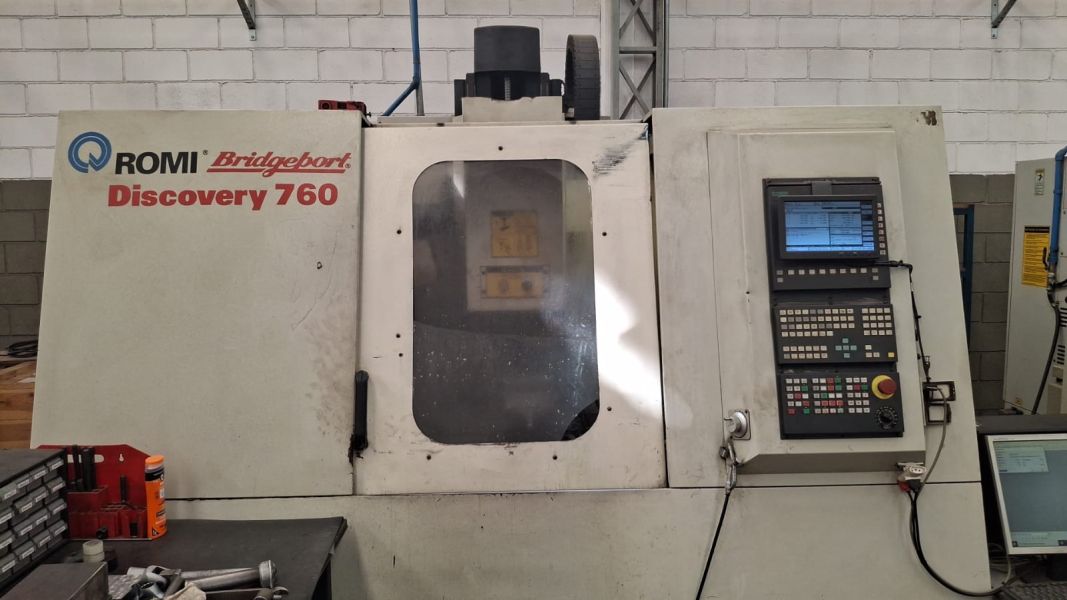 Centro de Usinagem Vertical Romi Discovery 760