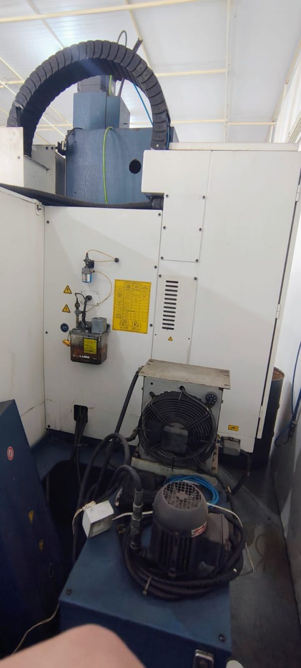 Centro de Usinagem ROMI DISCOVERY 1250