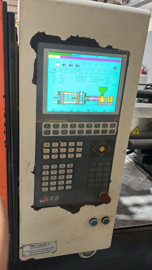 INJETORA PLÁSTICA CHEN HSONG JM138