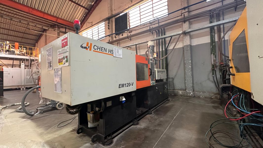 INJETORA PLÁSTICA CHEN HSONG EM120