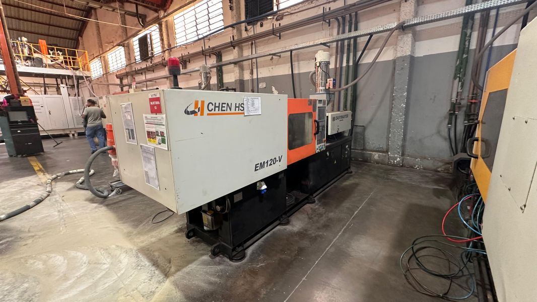 INJETORA PLÁSTICA CHEN HSONG EM120