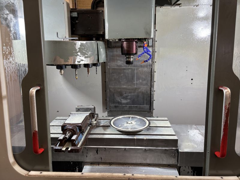 Centro de Usinagem Vertical Haas VF-2