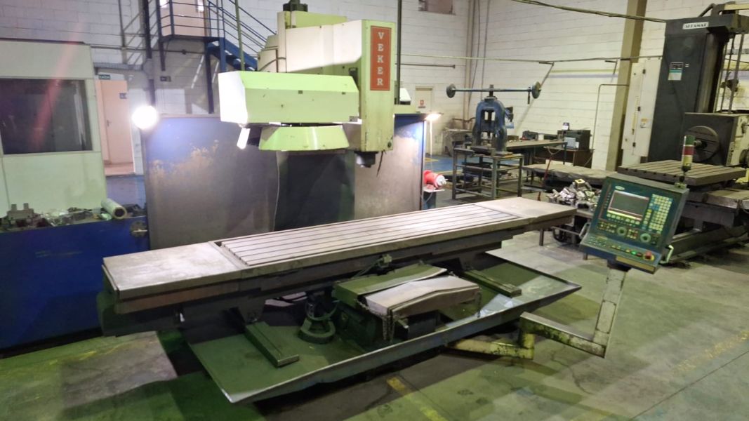 Fresadora CNC VEKER MVK-2500