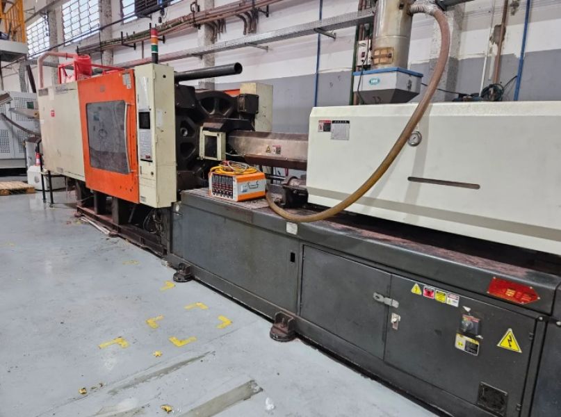 Injetora Plástica CHENG SONG JETMASTER 408 toneladas