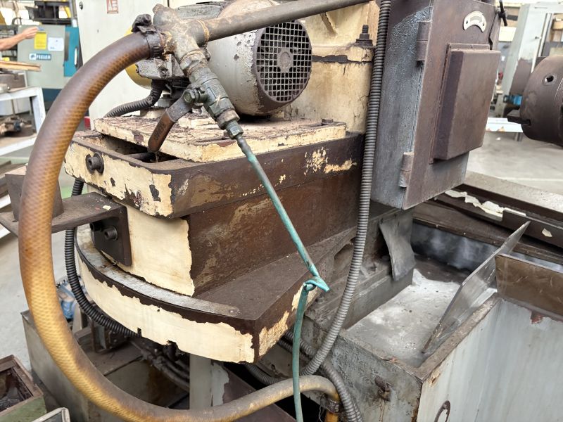 Retifica Cilíndrica MELLO UNS-2/1500