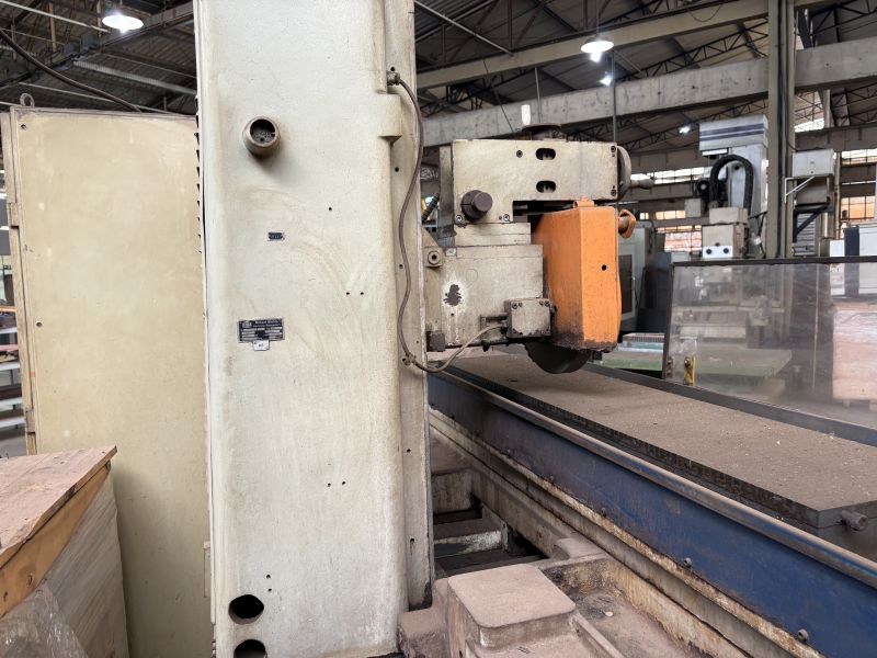 Retífica Cilíndrica Universal BLOHM RB 152 A