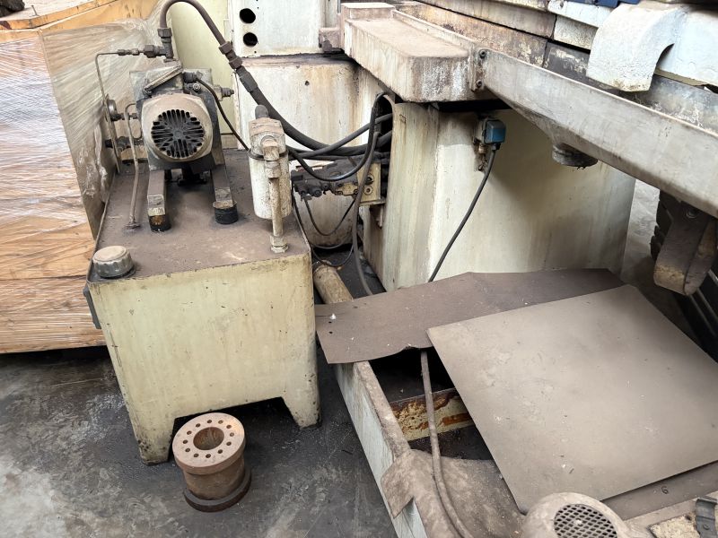 Retífica Cilíndrica Universal BLOHM RB 152 A