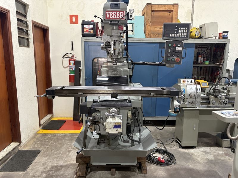 Fresadora Ferramenteira VEKER VK430I