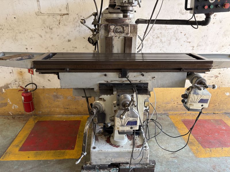 Fresadora Ferramenteira VITOR BUONO 5VS