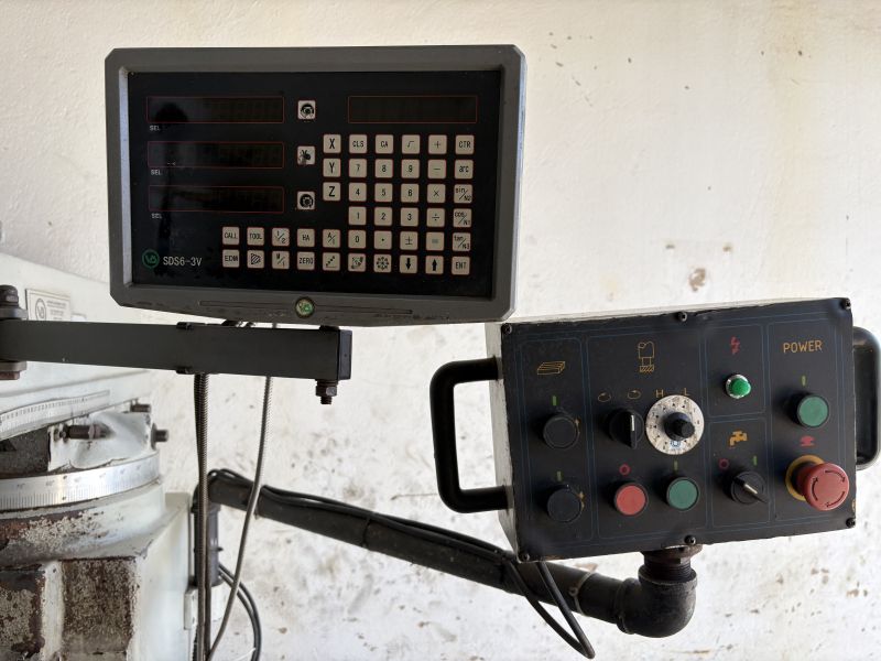 Fresadora Ferramenteira VITOR BUONO 5VS