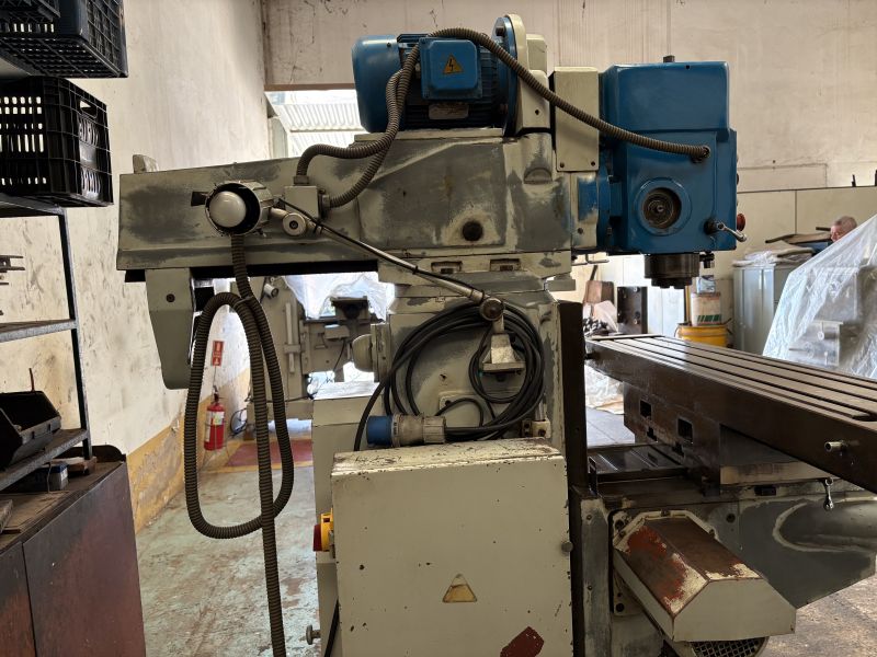 Fresadora Ferramenteira POWERMAQ XZW6326