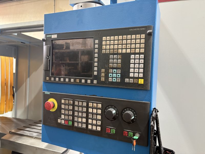 Fresadora CNC VEKER MVK1700F