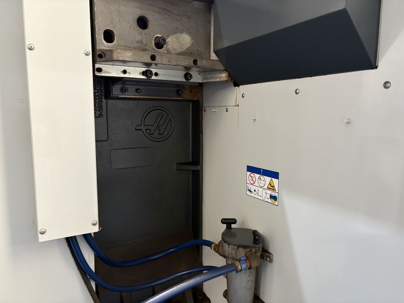 Centro de Usinagem Vertical HAAS VF-2-SE