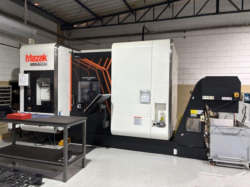 Centro Multitarefa MAZAK Integrex i-200