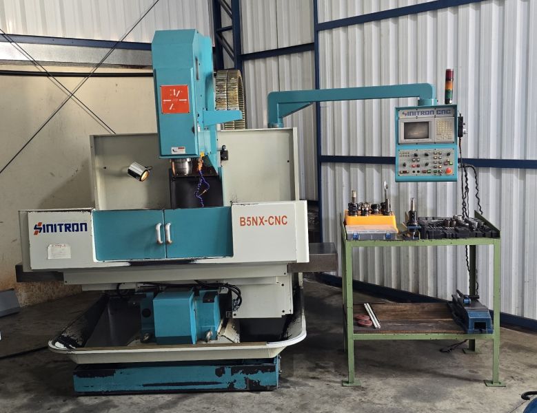 Fresadora CNC SINITRON B5NX