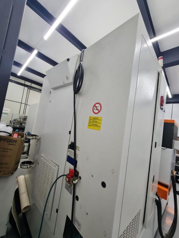 Eletroerosão por Penetração CNC CHARMILLES FORM E 600