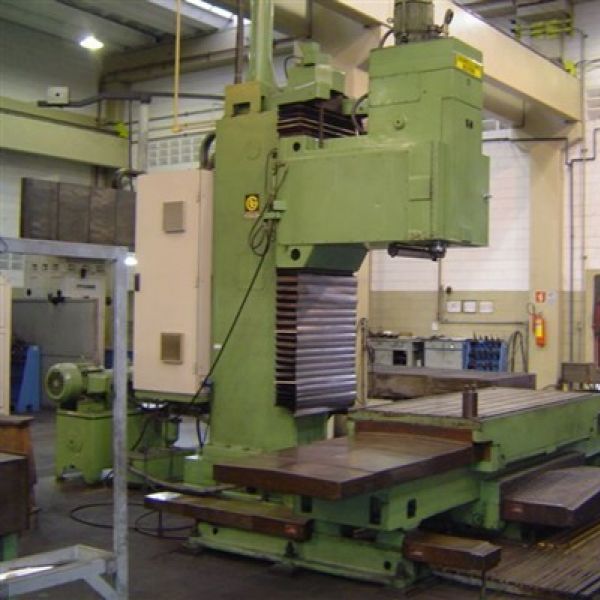 Fresadora CNC GIDDINGS & LEWIS