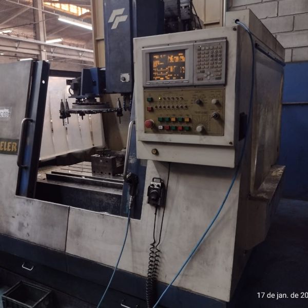 Centro de Usinagem Vertical FEELER FV800