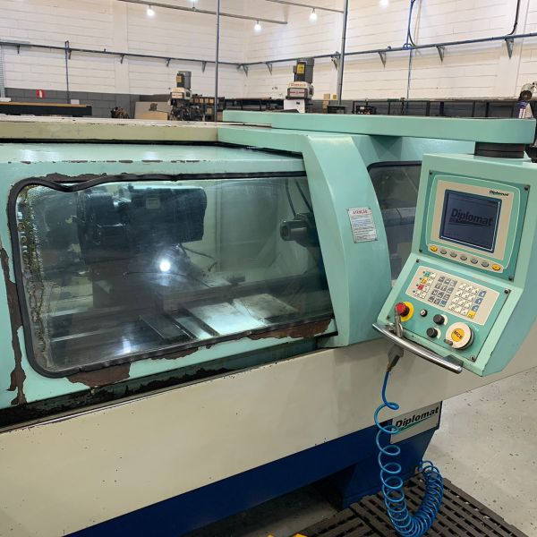 Torno CNC NARDINI DIPLOMAT LOGIC 250