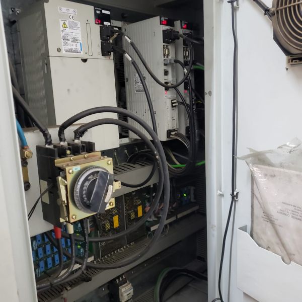 Fresadora CNC SINITRON B7NX-CNC