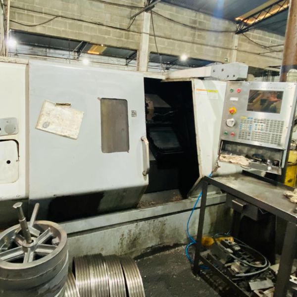 Torno CNC HAAS SL30B