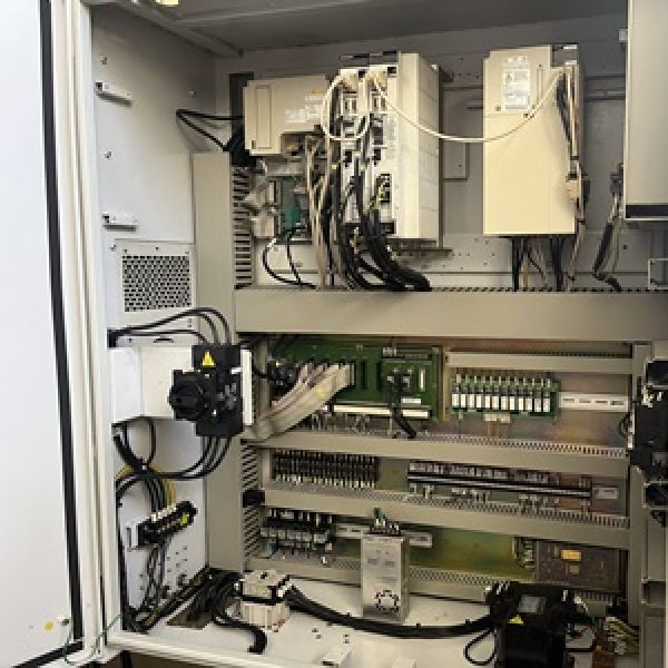 Centro de Usinagem Vertical FEELER FV-760A