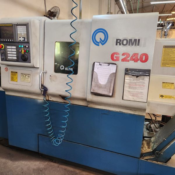 Torno CNC ROMI G240